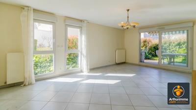 Appartement - 95 m² - 4 pièces