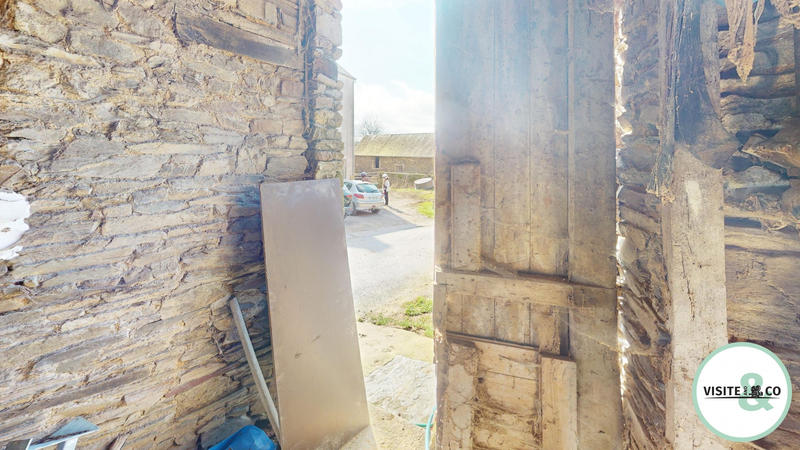 Maison ancienne - 342 m² - 3 pièces