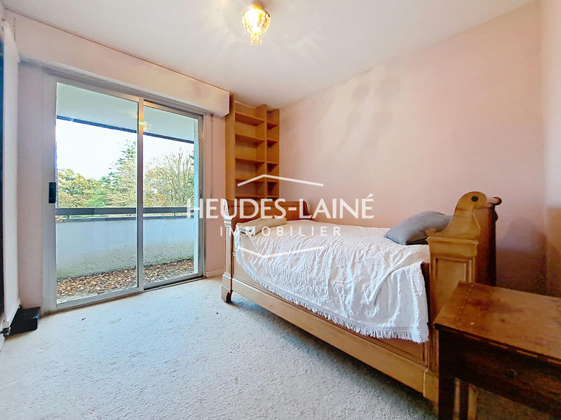 Maison - 225 m² - 7 pièces