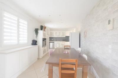 Maison - 115 m² - 6 pièces