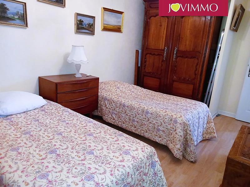 Maison - 205 m² - 7 pièces