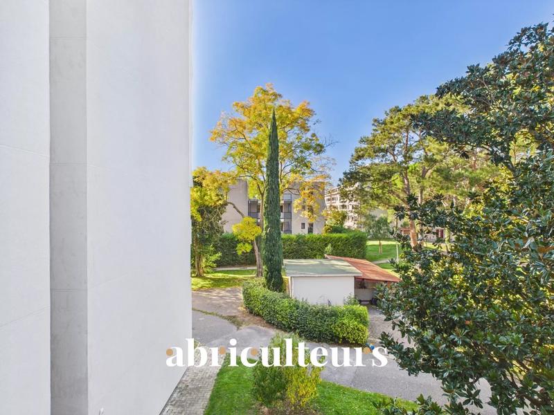 Studio - 15 m² - 1 pièce