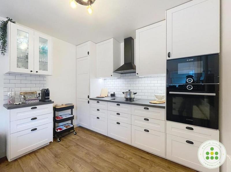 Maison - 87 m² - 5 pièces