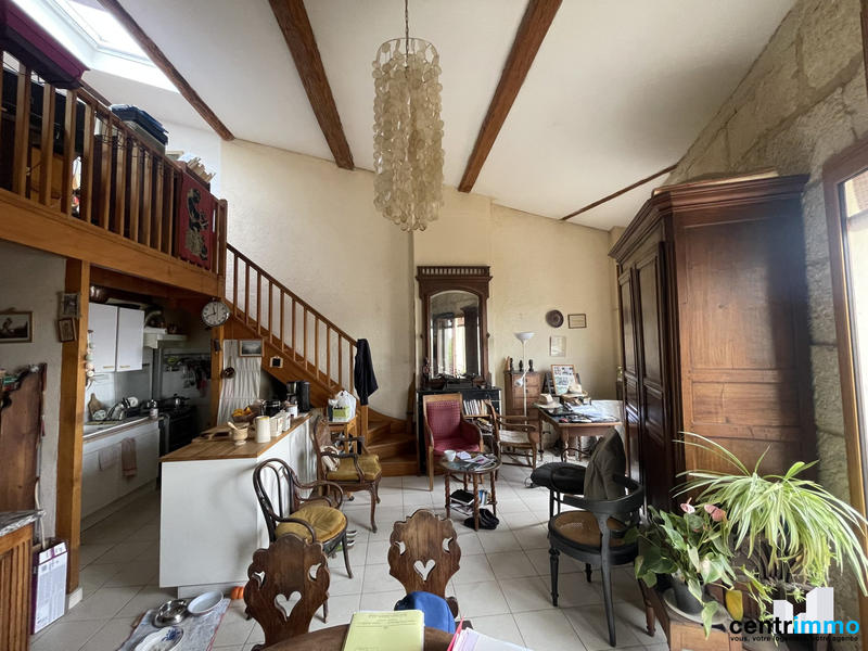 Appartement - 75 m² - 5 pièces