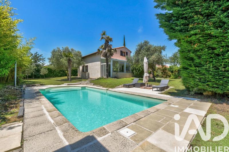 Maison - 135 m² - 5 pièces