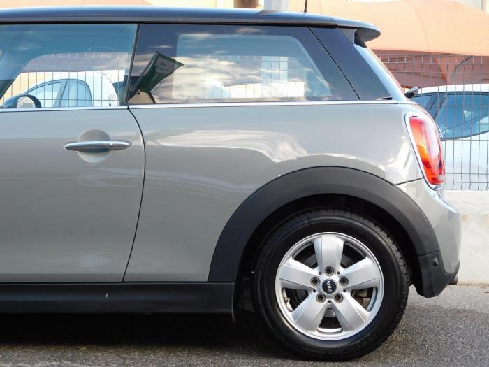 Mini Mini Cooper d 116ch Bva