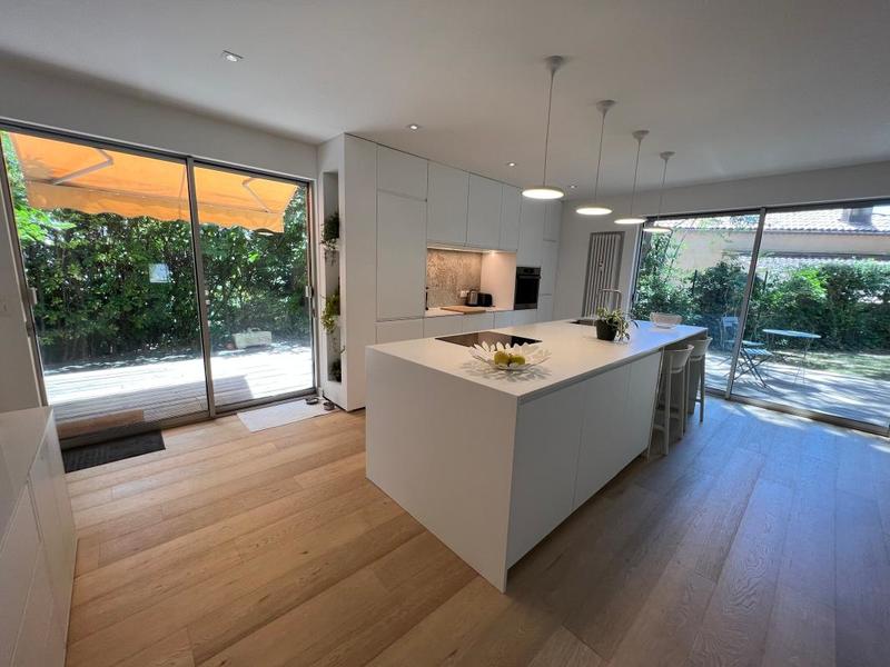 Appartement - 136 m² - 5 pièces