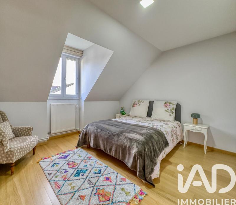 Maison - 176 m² - 6 pièces