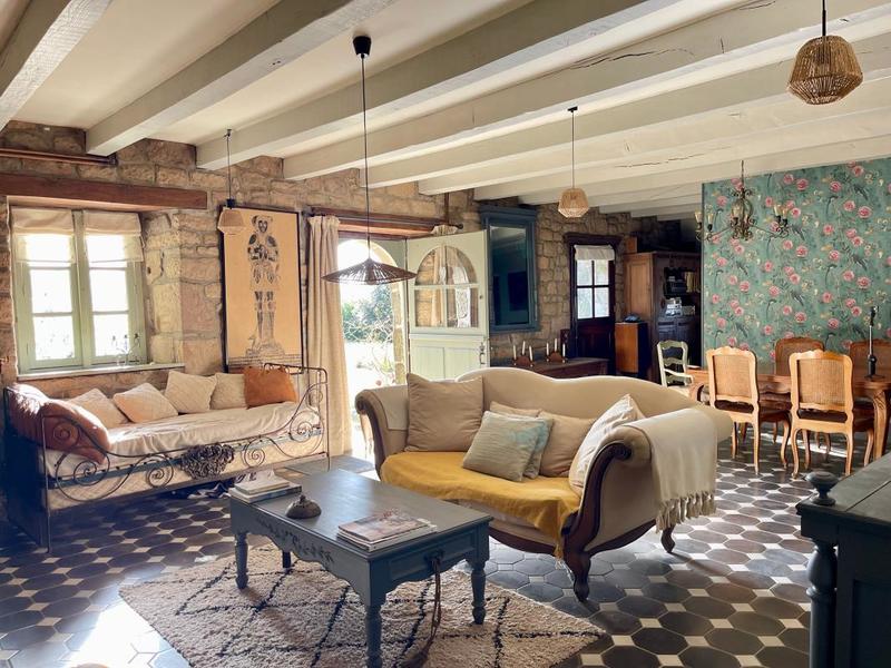 Demeure - 140 m² - 5 pièces