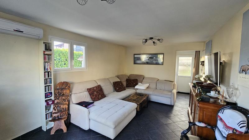 Maison - 98 m² - 5 pièces