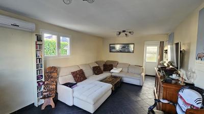 Maison - 98 m² - 5 pièces