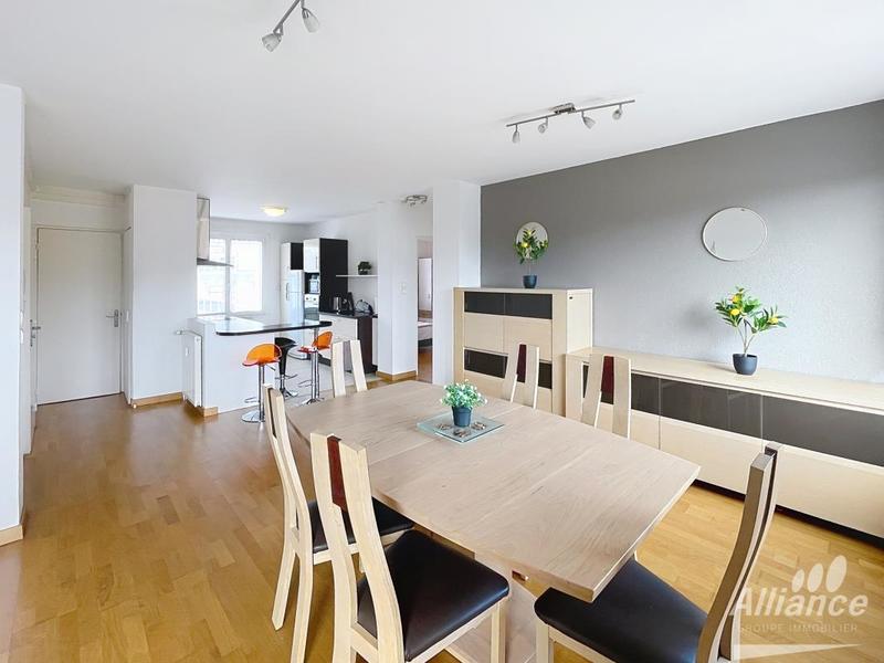 Appartement - 76 m² - 5 pièces