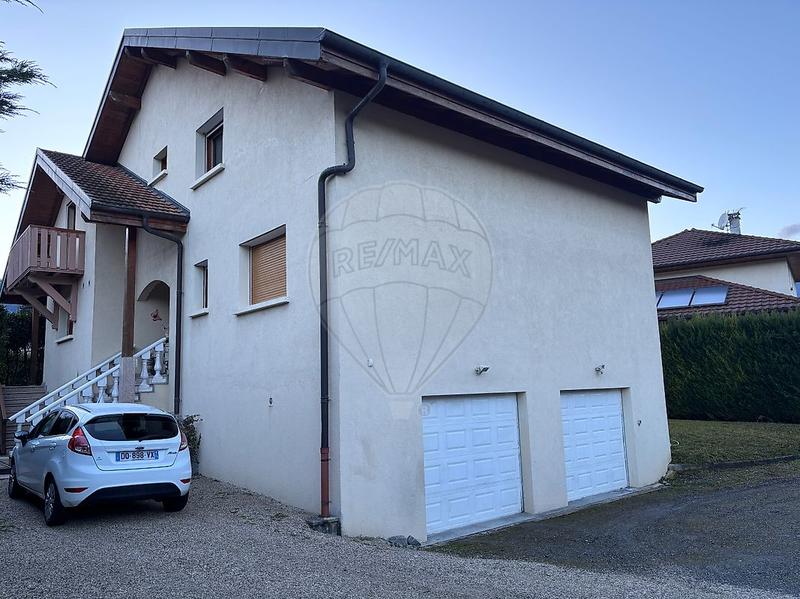 Maison - 197 m² - 6 pièces