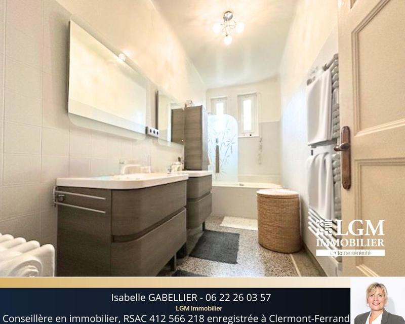 Maison - 138 m² - 4 pièces