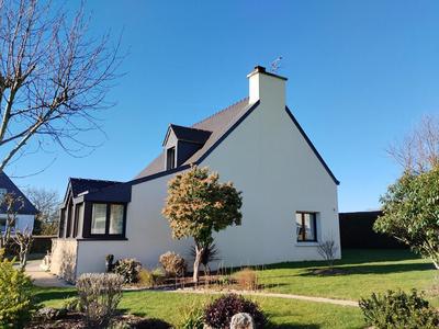 Maison - 106 m² - 6 pièces