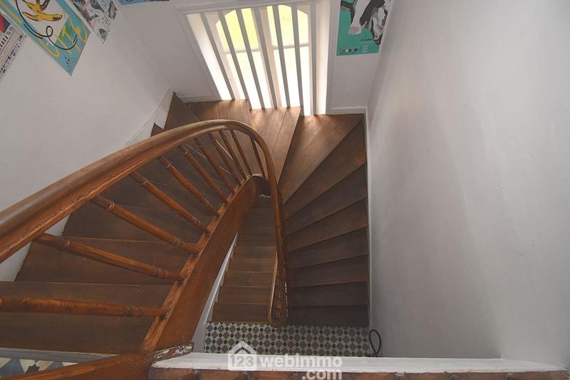 Immeuble - 285 m² - 12 pièces