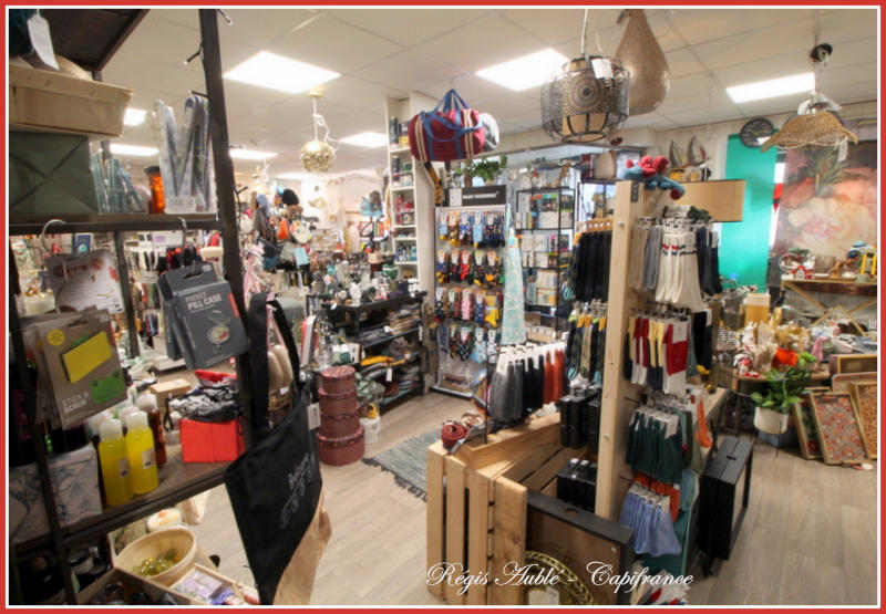 Fonds de commerce - 100 m²