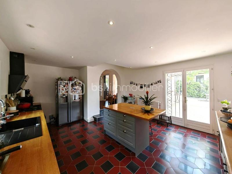 Maison traditionnelle - 139 m² - 5 pièces