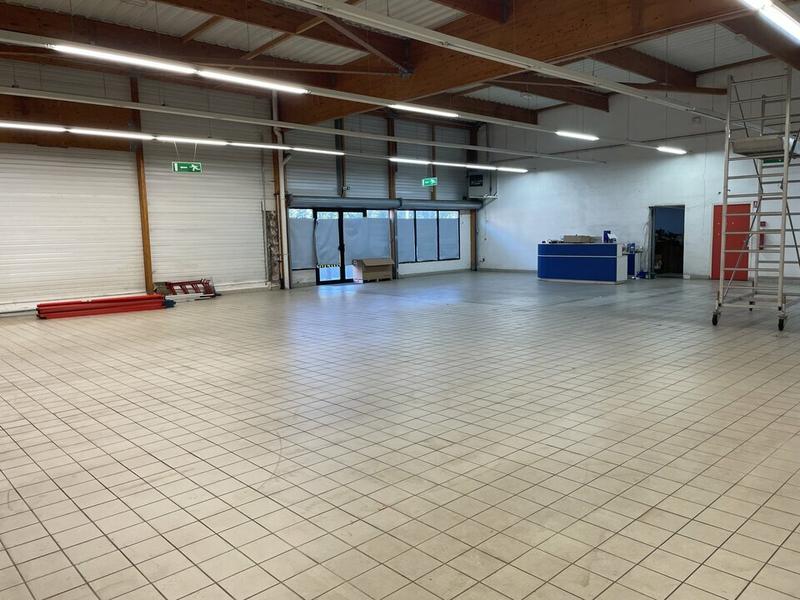 Local commercial - 400 m²