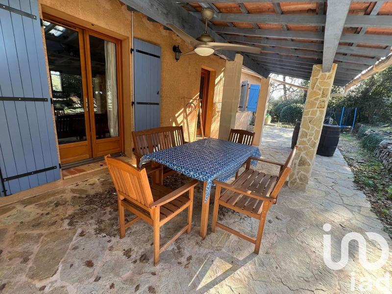 Maison - 99 m² - 5 pièces