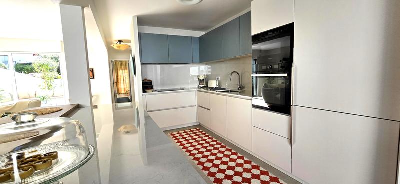 Maison jumelée - 106 m² - 5 pièces