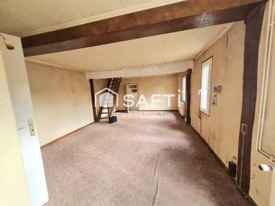 Maison - 90 m² - 5 pièces