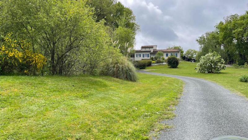 Maison de campagne - 230 m² - 6 pièces