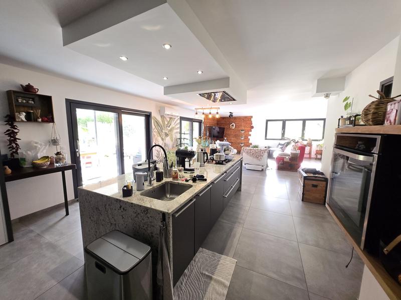 Maison contemporaine - 141 m² - 5 pièces