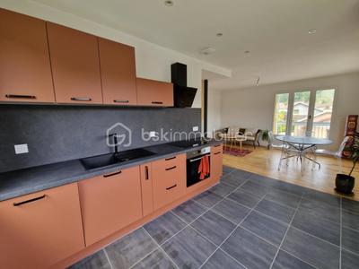 Appartement - 68 m² - 4 pièces