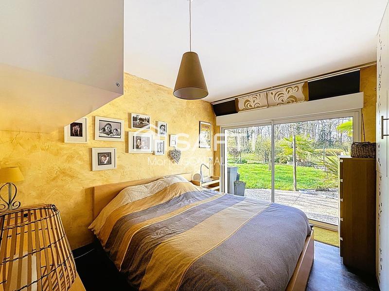 Maison - 141 m² - 8 pièces