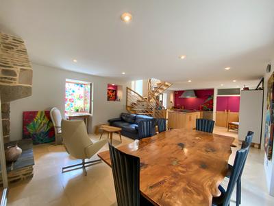 Maison - 114 m² - 5 pièces