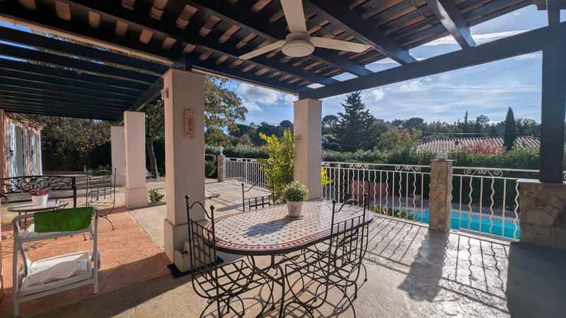 Villa - 145 m² - 6 pièces