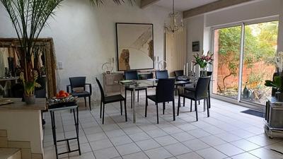 Viager - Maison - 199 m² - 7 pièces