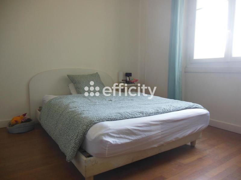 Appartement - 102 m² - 4 pièces