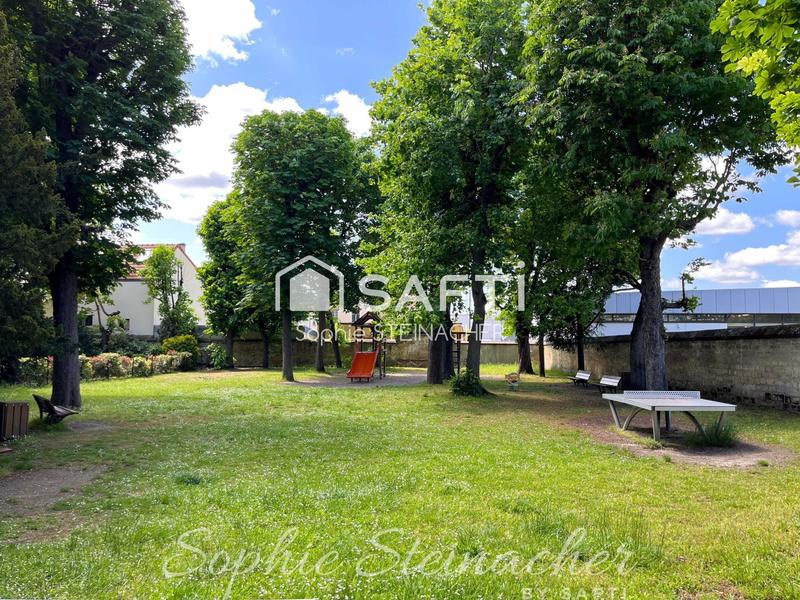 Appartement - 93 m² - 5 pièces