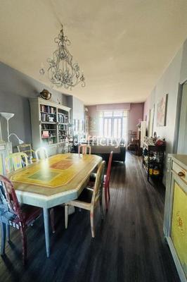 Maison - 160 m² - 7 pièces