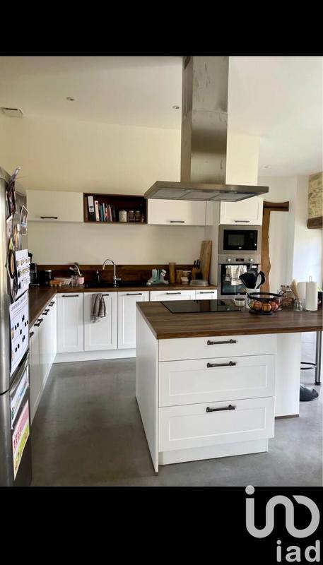 Maison - 252 m² - 10 pièces