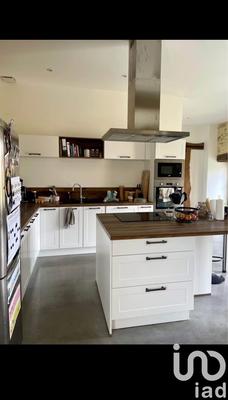 Maison - 252 m² - 10 pièces