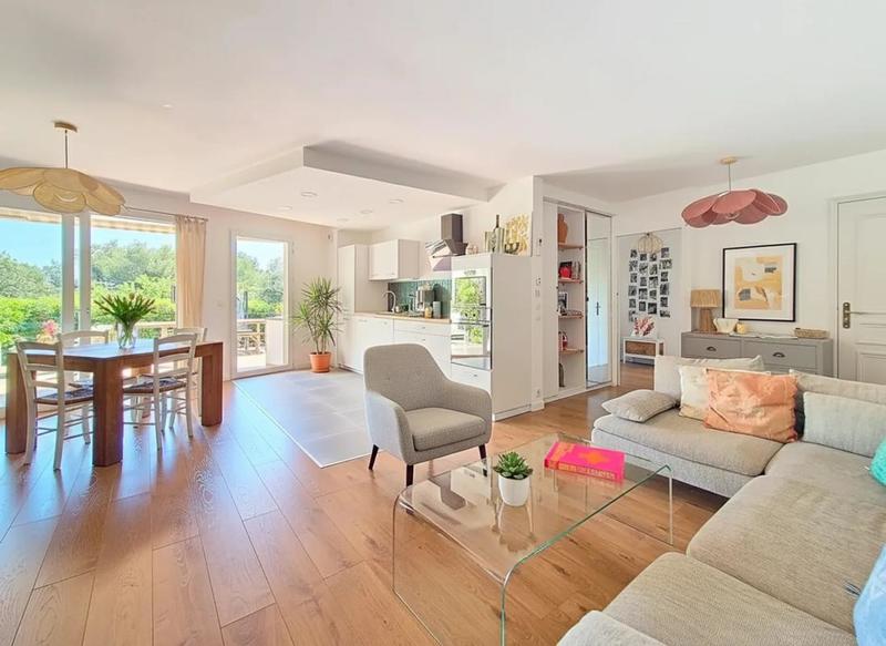 Appartement - 70 m² - 3 pièces