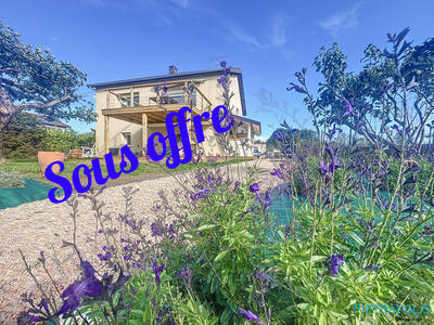 Maison - 130 m² - 6 pièces