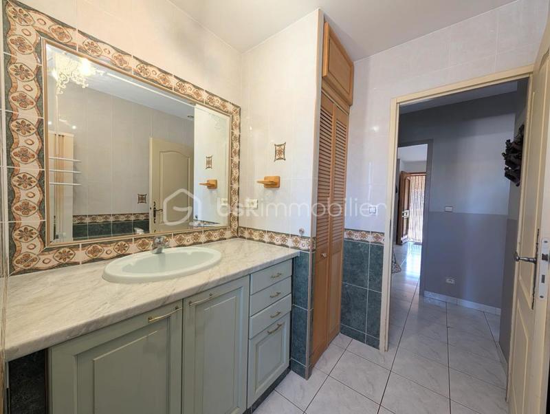 Villa - 100 m² - 4 pièces