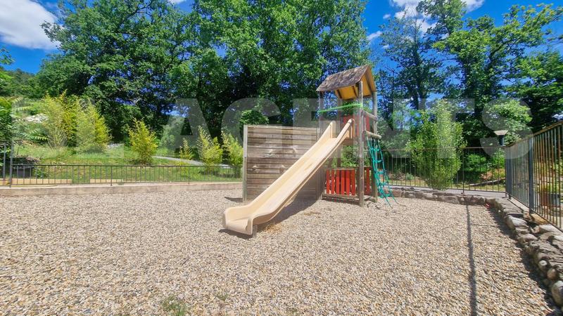 Appartement - 61 m² - 4 pièces