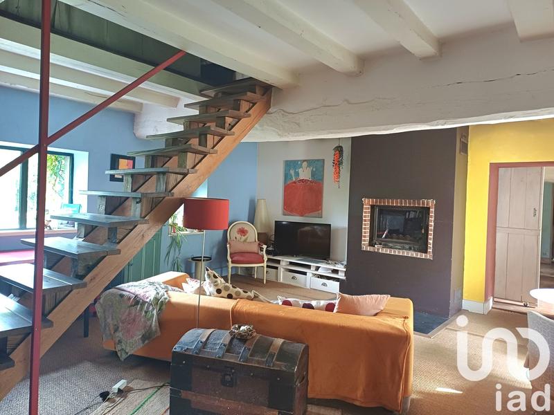 Maison - 215 m² - 6 pièces