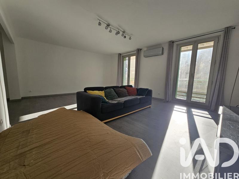 Appartement - 75 m² - 3 pièces