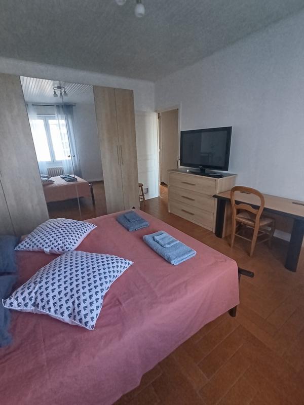 Appartement - 122 m² - 9 pièces