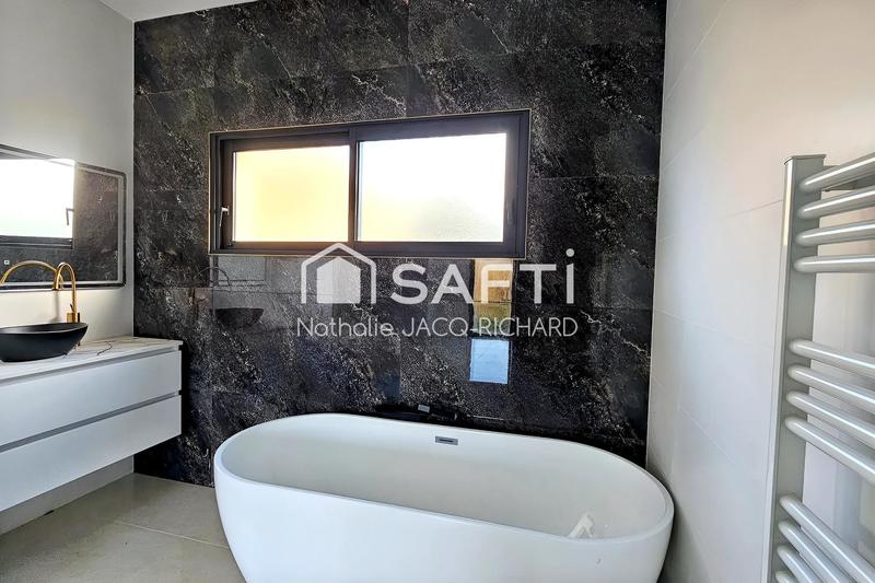 Maison - 150 m² - 6 pièces