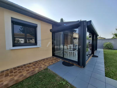 Maison - 96 m² - 4 pièces