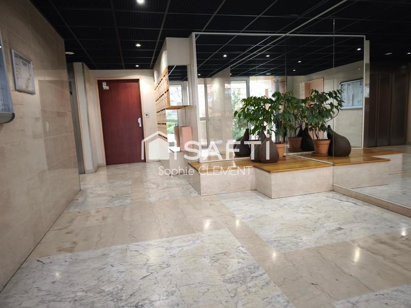 Appartement - 104 m² - 4 pièces