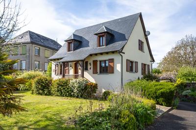 Maison - 107 m² - 5 pièces