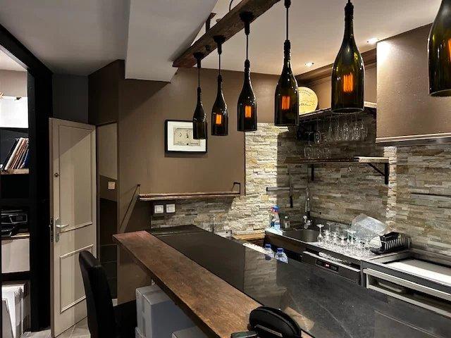 Local commercial - 70 m² - 3 pièces